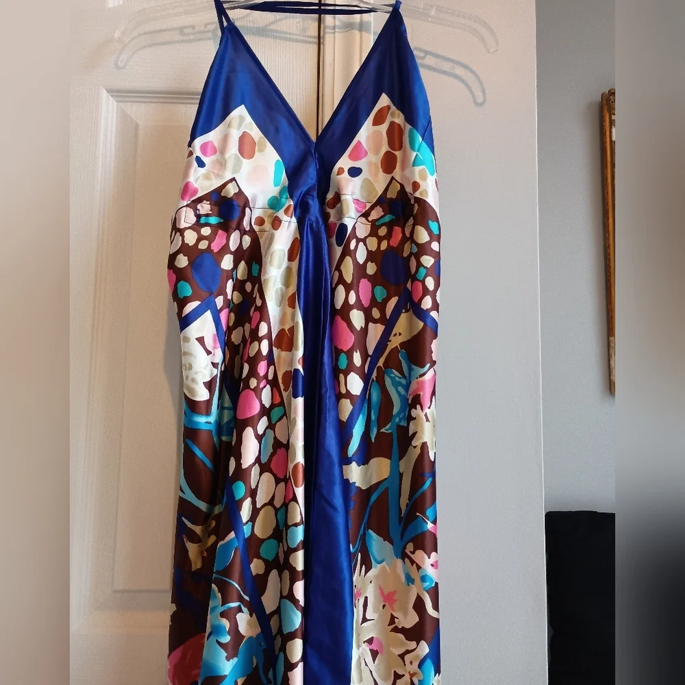 Handmade? Stunning Handkerchief Dress Size Small - Picture 3 of 12